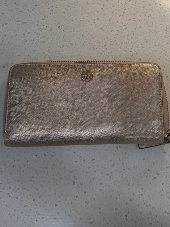 Tory Burch Handbags - Tory Burch Metallic Rose Gold Zip Wallet